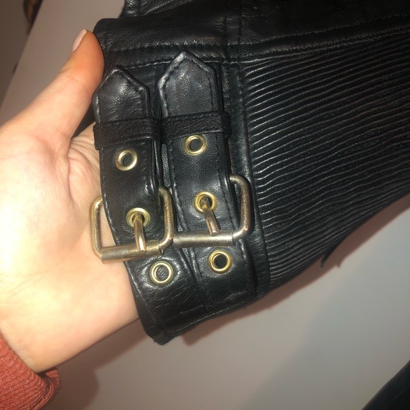 leather jacket - Picture 5 of 5